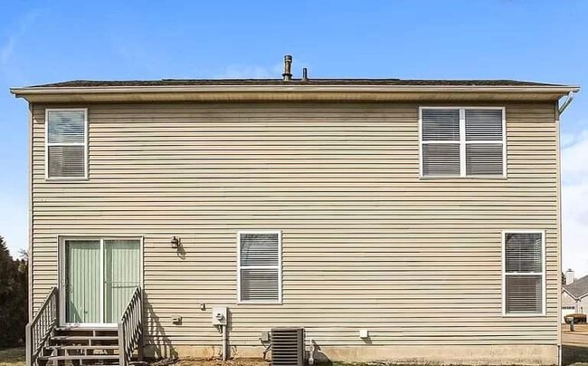 Building Photo - 2714 Barrows Rd