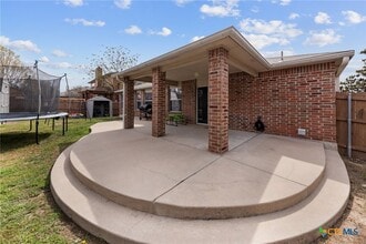 Building Photo - 103 Lone Shadow Dr