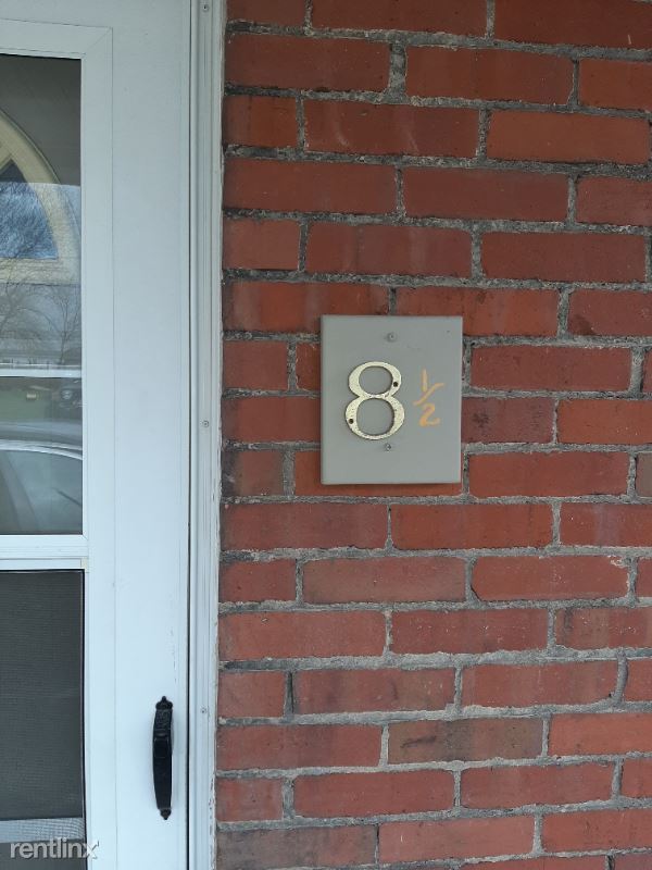 Primary Photo - 2 br, 1 bath Townhome - 8.5 Elm Street