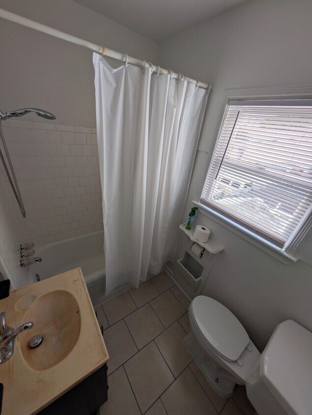 Foto del edificio - 5612 Chartres St