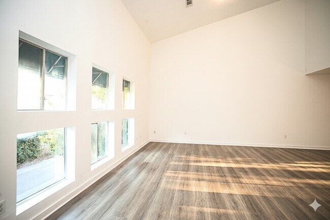 Foto del edificio - 1713 Gillette St