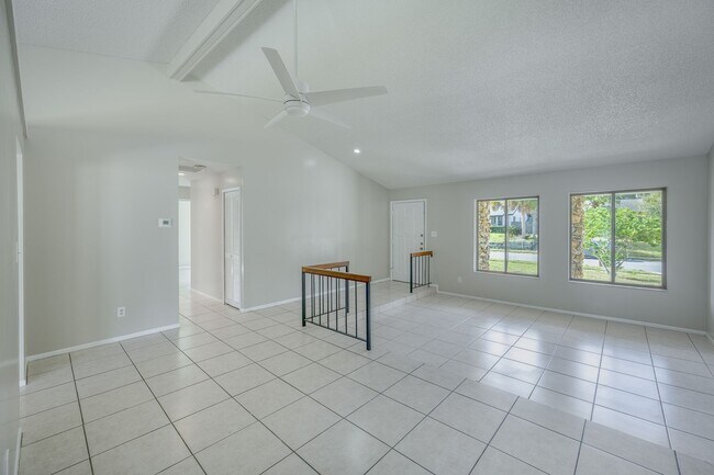 Foto del edificio - Beautiful 3 bed/ 2 bath home FOR RENT at S...