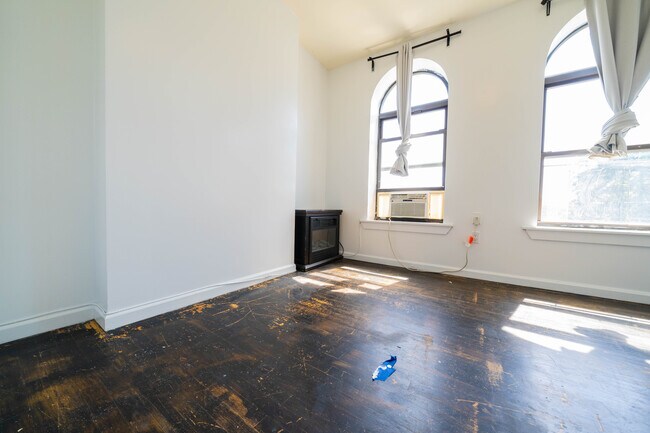 Building Photo - 167 Starr St