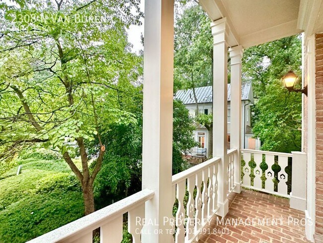 Photo - 2308 N Van Buren Ct Townhome