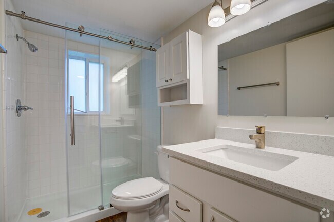 2BR-1BA-836SF - Baño - Arbor Hills Apartments