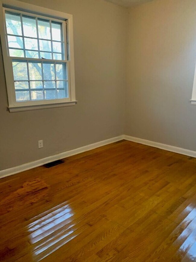 Foto del edificio - 3 Bedroom 1.5 Bathroom Single Family Home ...