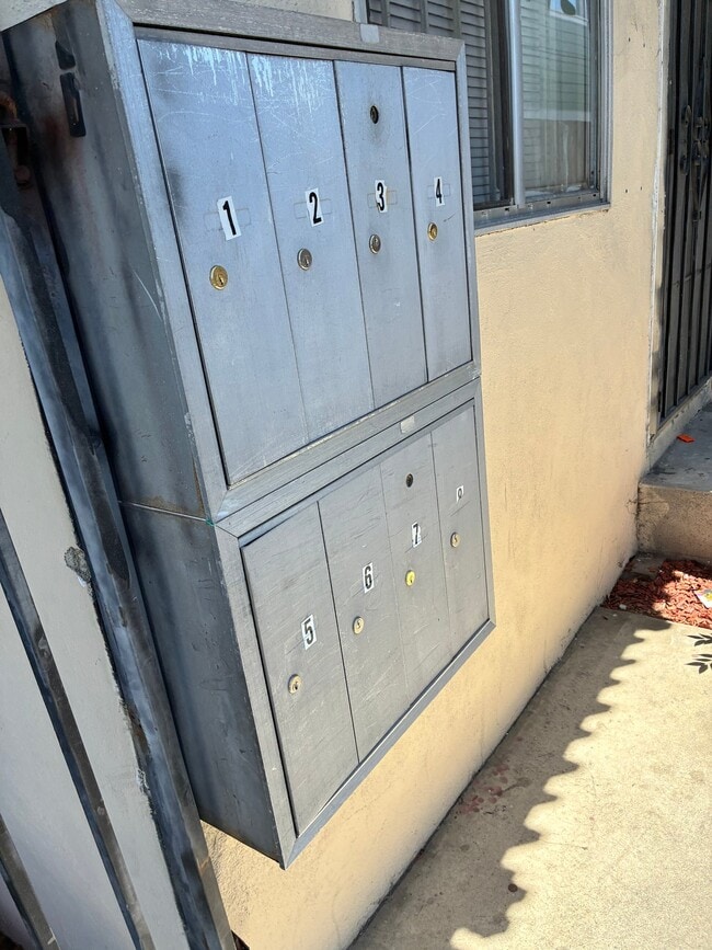 Building Photo - 663 Alcatraz Ave