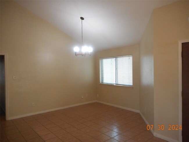 Building Photo - 12716 Hill Branch Dr