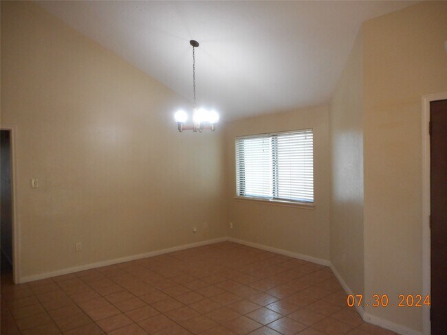 Foto del edificio - 12716 Hill Branch Dr