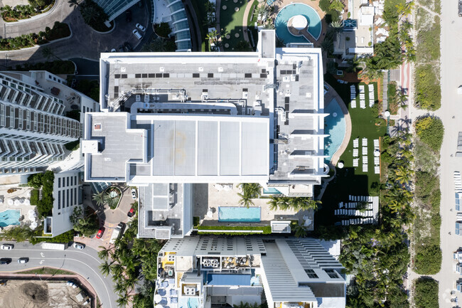 Aerial Photo - Fontainebleau Sorrento Tower