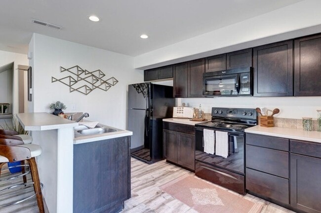 Energy Efficient Appliances - Navigator Villas