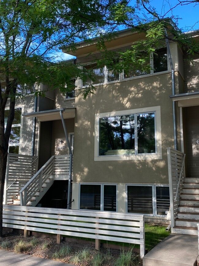 Building Photo - 6839 Penn Ave S