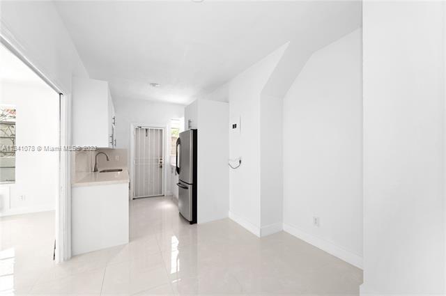 Foto del edificio - 825 Jefferson Ave