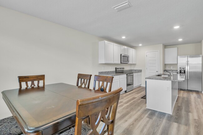 Building Photo - 24183 Ringneck Lp