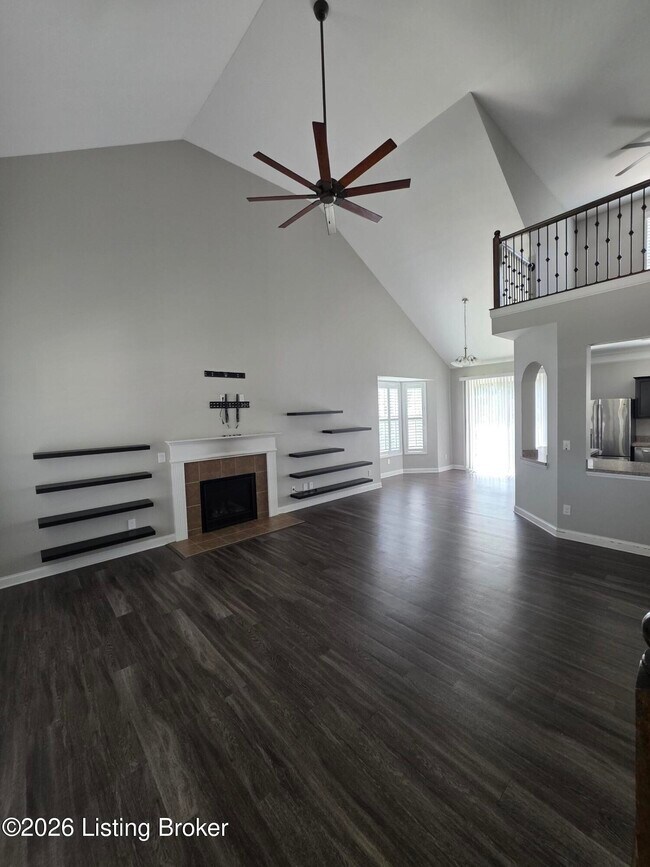 Foto del edificio - 12510 Deer Lake Ln
