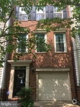 Building Photo - 171 Barrett Pl