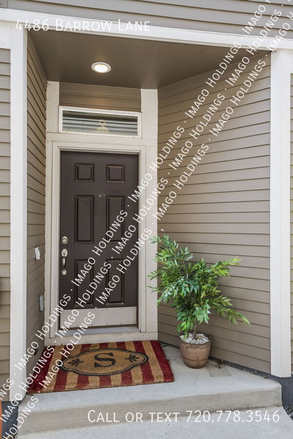 Foto del edificio - 4486 Barrow Ln