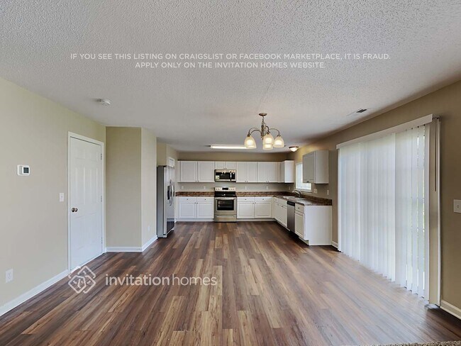 Foto del edificio - 6113 Mansura Dr