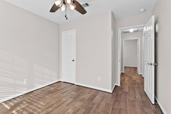 Foto del edificio - 30822 W Lost Creek Blvd