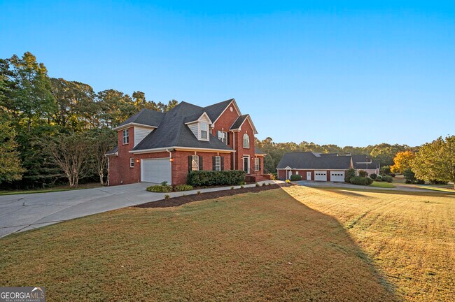 Building Photo - 127 Sunningdale Dr