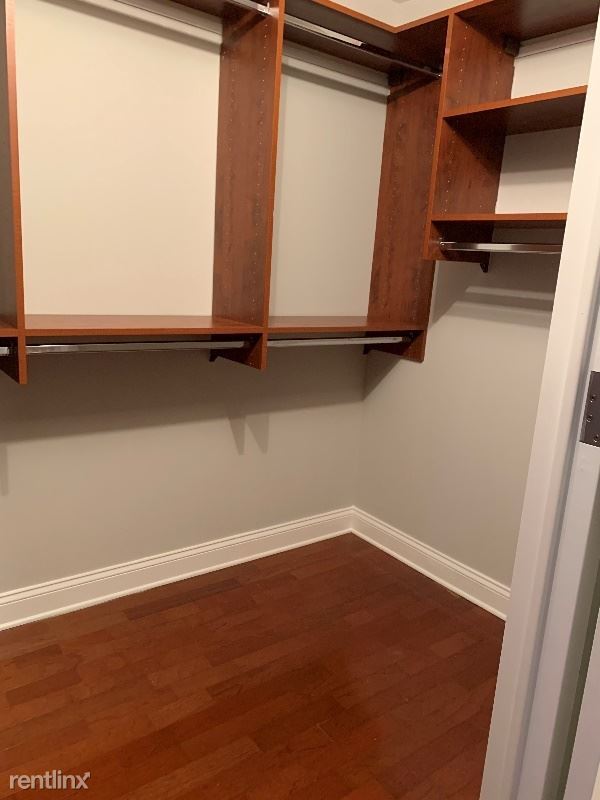 Foto del edificio - 100 Gorge Rd