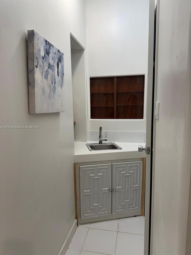 Foto del edificio - 89xx SW 83rd St