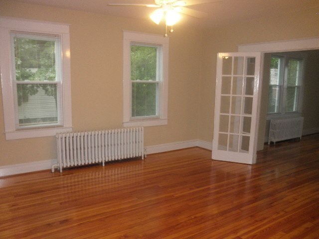 Foto del edificio - 18 Glenmore Ave/ Charming 3 bedroom 2 bath...