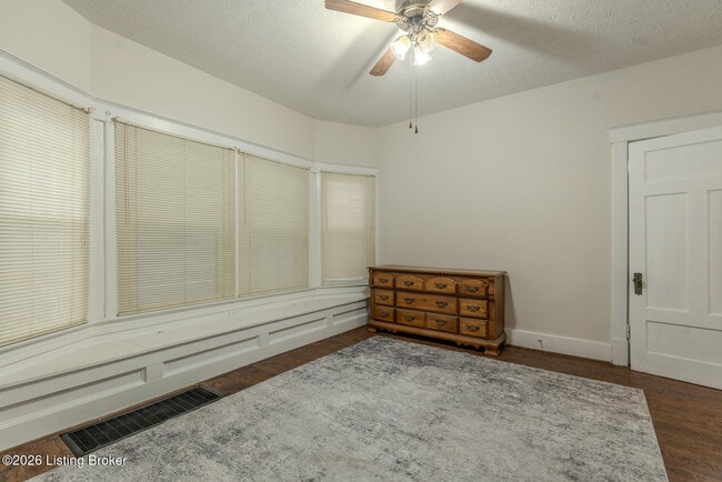 Foto del edificio - 2905 S 4th St