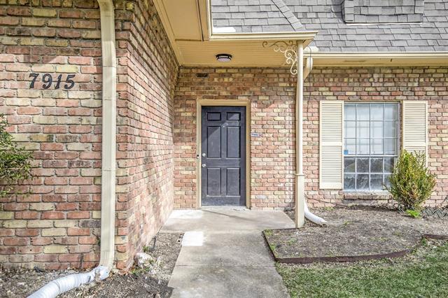 Foto del edificio - 7915 Habersham Ln