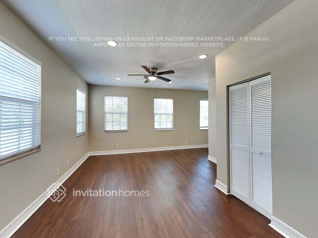Foto del edificio - 226 W Thatch Palm Cir