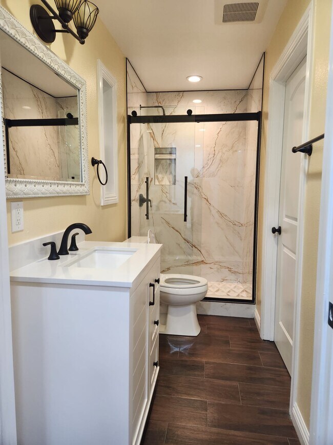 Bathroom - 16407 Mount Ararat Cir