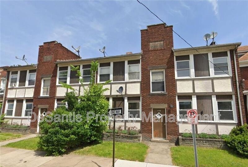 Foto principal - 1230 Church Avenue