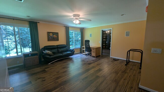 Foto del edificio - 1002 Deer Hollow Dr