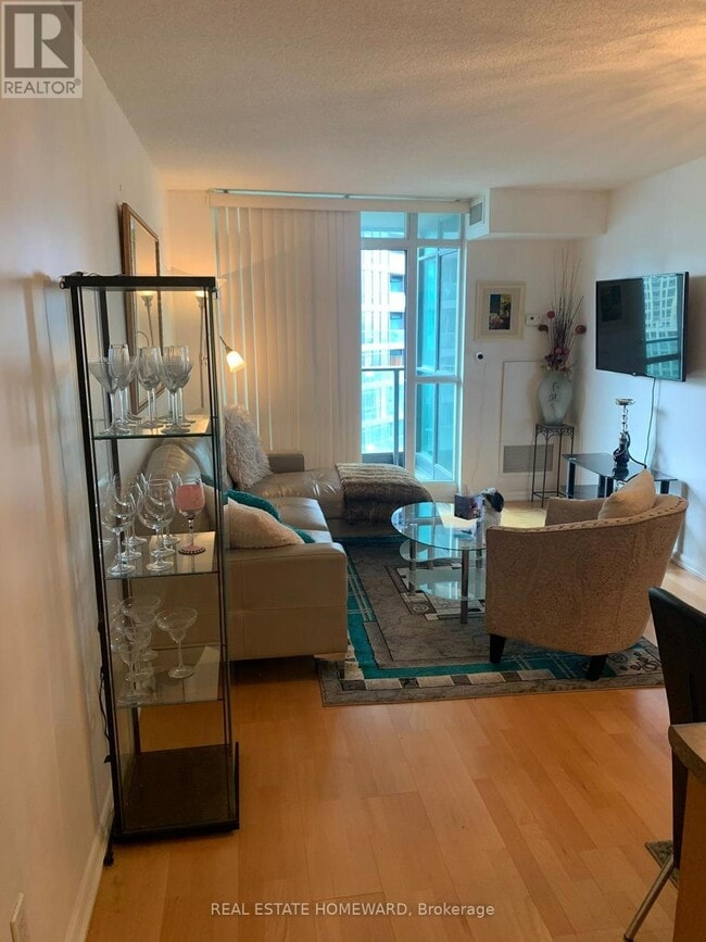 Photo du bâtiment - 231 Fort York Blvd