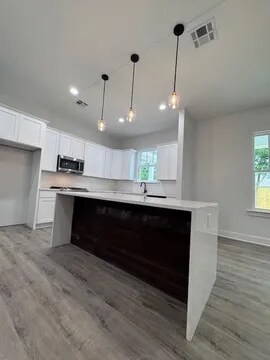 Foto del edificio - 2240 Caroline St