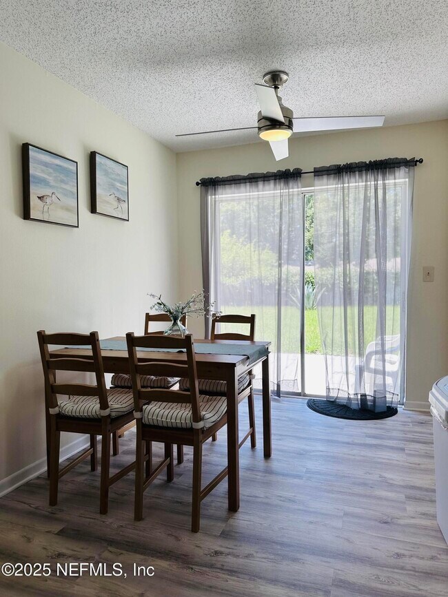 Building Photo - 776 Bahia Dr