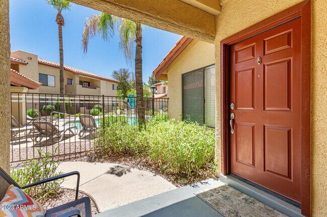 Building Photo - 7008 E Gold Dust Ave