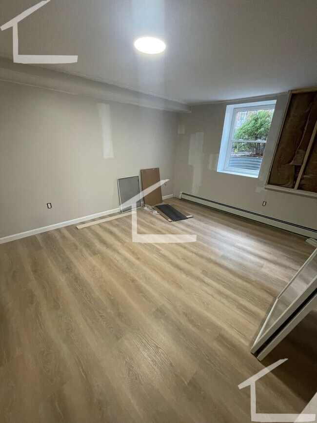 Foto del edificio - 9/1/26 - all new 4BR/2BA near BU South, Coolidge Corner