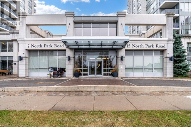 Building Photo - 7 N Park Rd