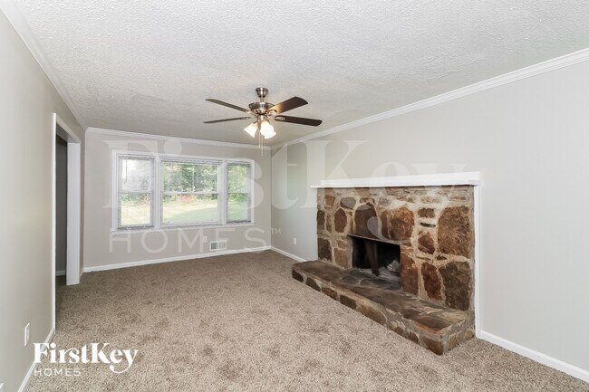 Building Photo - 4007 Wells Cir