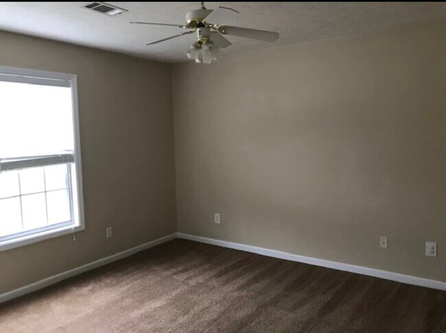 Foto del edificio - 1946 Panda Court, Auburn AL