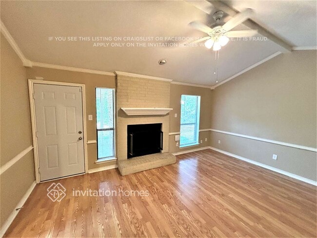 Building Photo - 400 Partridge Cir