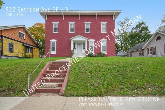 Building Photo - Available Now | 1 Bed 1 Bath Apartment in ...