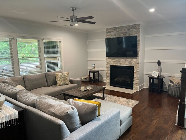 Foto del edificio - 1286 Wylie St SE