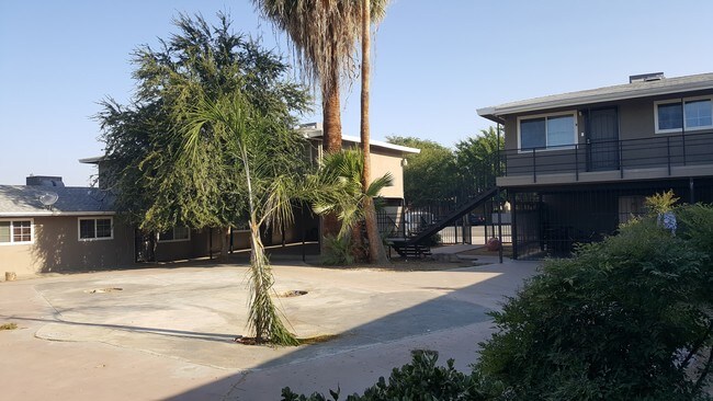 Foto del edificio - 701 Knotts St
