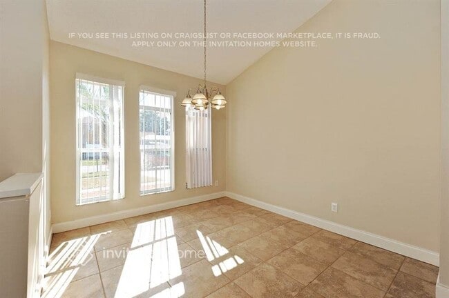 Building Photo - 8901 Eastman Dr