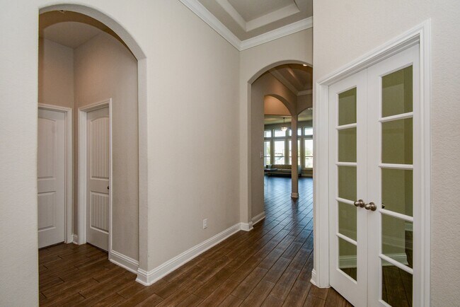 Foto del edificio - 3617 Bartlett Way Dr