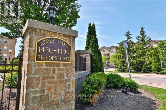 Primary Photo - 1440-1440 Bishops Gate