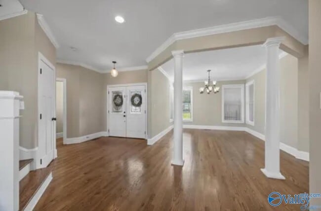Building Photo - 2807 Talon Cir