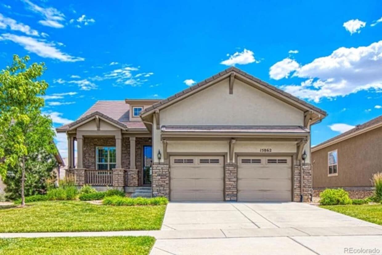 Gorgeous 3B/2B - Available August 4th In A... - Gorgeous 3B/2B - Available August 4th In A...